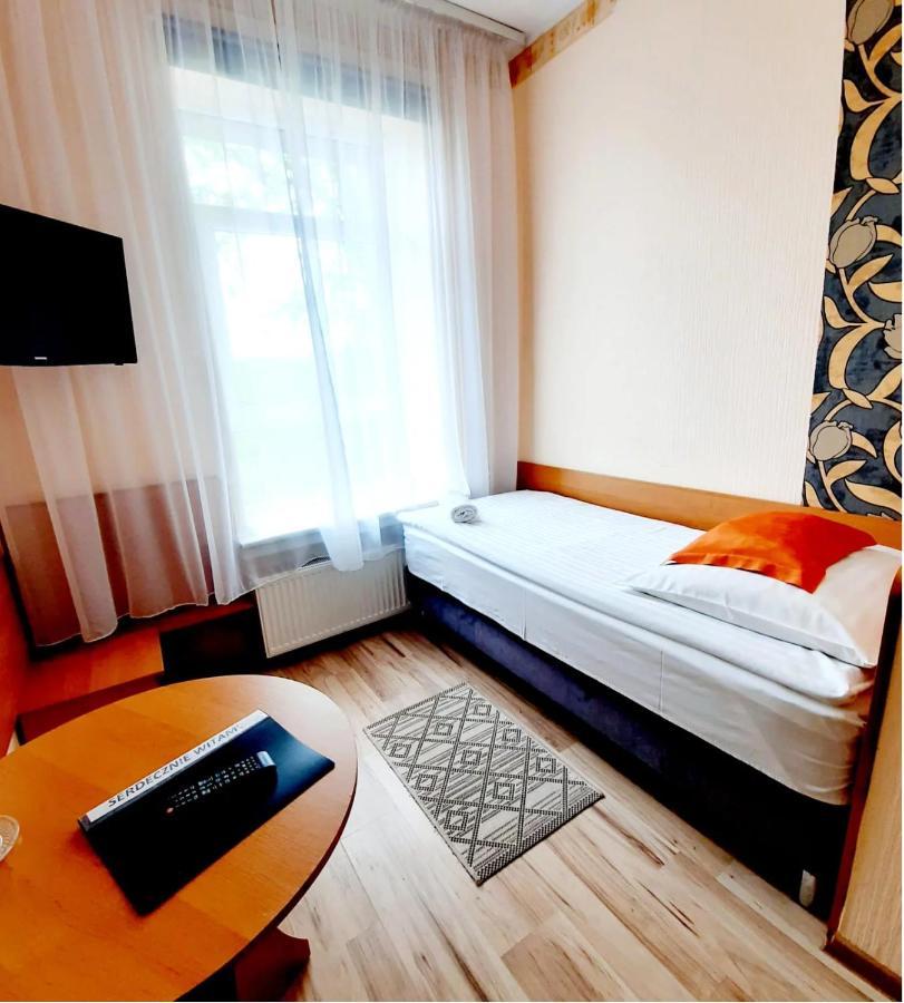Hotel Bursztyn Kalisz  Exterior photo