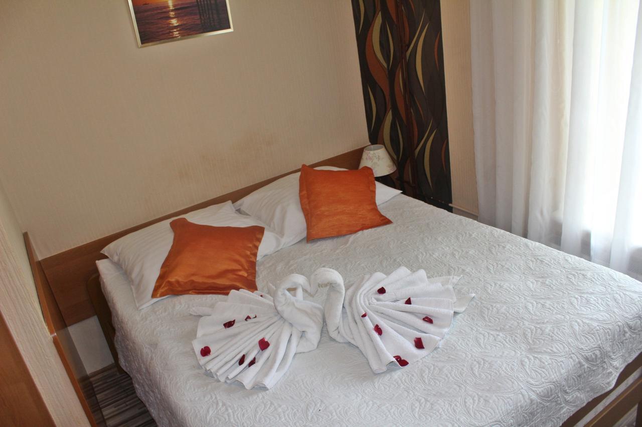 Hotel Bursztyn Kalisz  Exterior photo