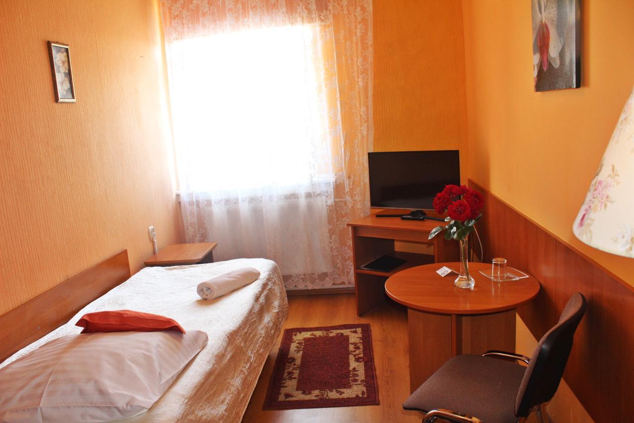 Hotel Bursztyn Kalisz  Exterior photo